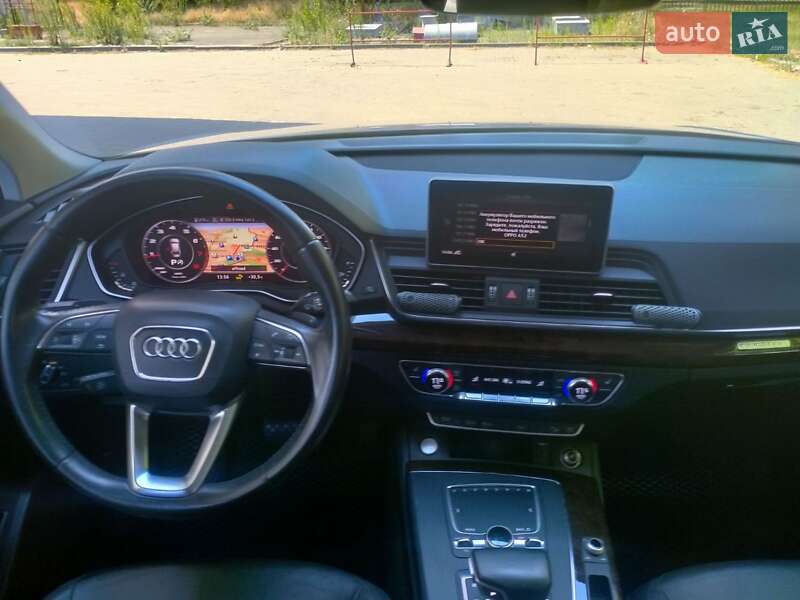 Внедорожник / Кроссовер Audi Q5 2019 в Днепре