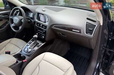 Внедорожник / Кроссовер Audi Q5 2016 в 