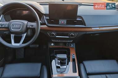 Внедорожник / Кроссовер Audi Q5 2023 в 