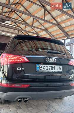 Внедорожник / Кроссовер Audi Q5 2009 в 