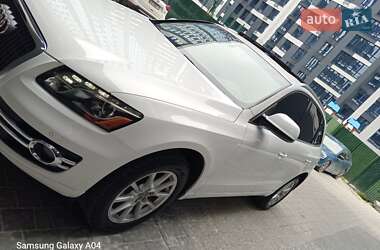 Внедорожник / Кроссовер Audi Q5 2012 в 