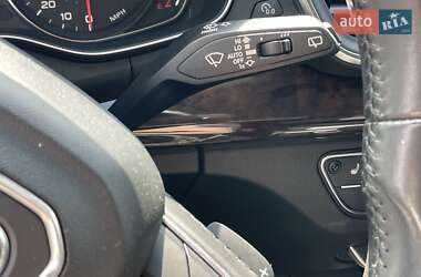 Внедорожник / Кроссовер Audi Q5 2018 в 