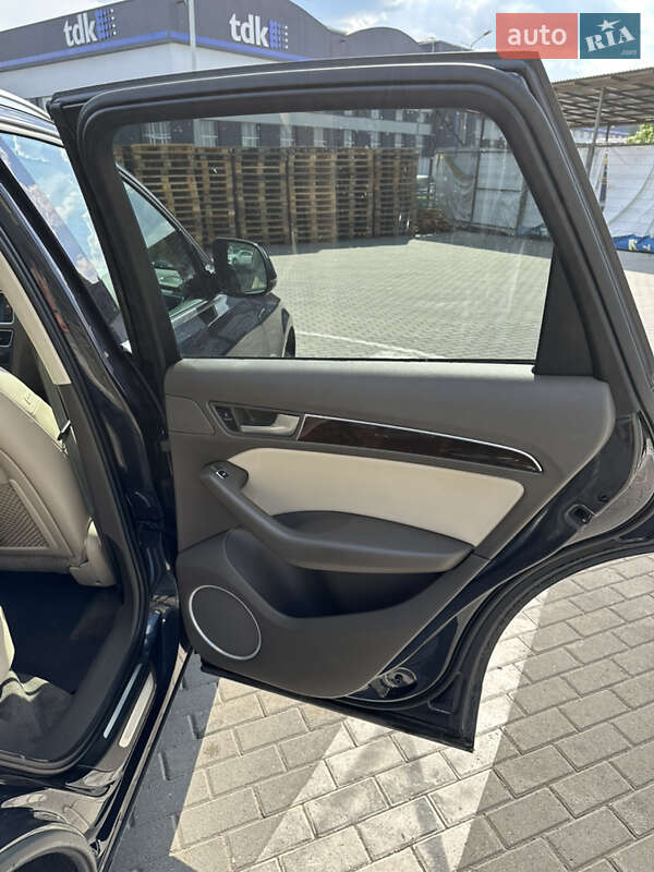 Внедорожник / Кроссовер Audi Q5 2016 в Тернополе