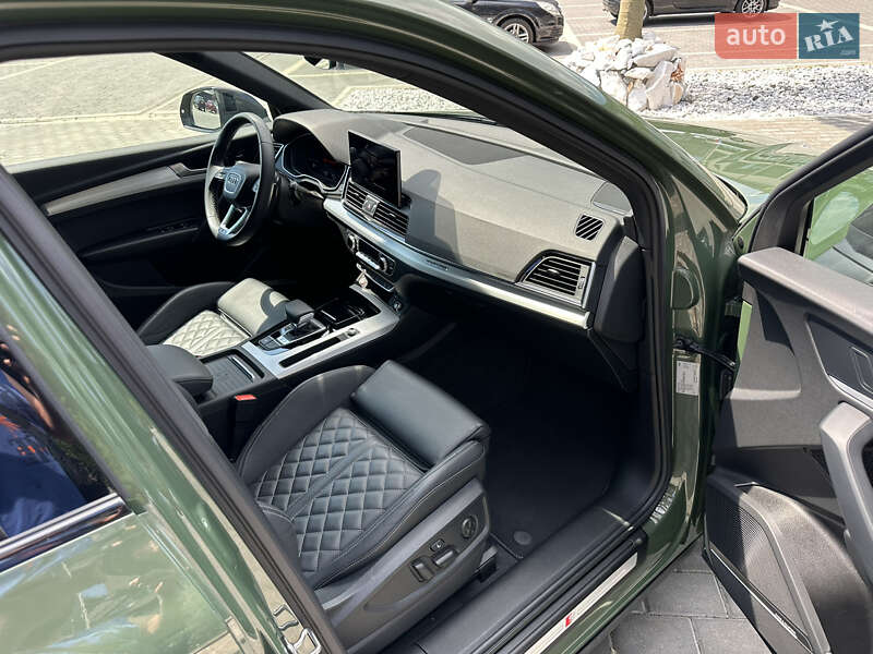 Внедорожник / Кроссовер Audi Q5 2021 в Черновцах