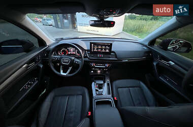 Внедорожник / Кроссовер Audi Q5 2021 в 