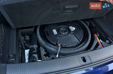 Внедорожник / Кроссовер Audi Q5 2021 в 
