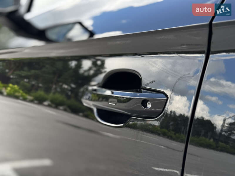 Внедорожник / Кроссовер Audi Q5 2023 в Киеве