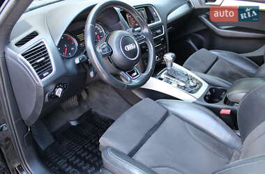 Внедорожник / Кроссовер Audi Q5 2016 в 