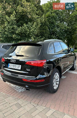 Внедорожник / Кроссовер Audi Q5 2015 в 