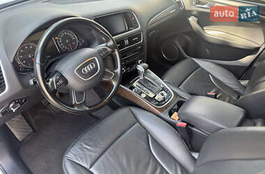 Внедорожник / Кроссовер Audi Q5 2015 в 