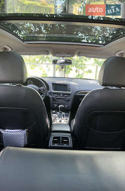 Внедорожник / Кроссовер Audi Q5 2012 в 