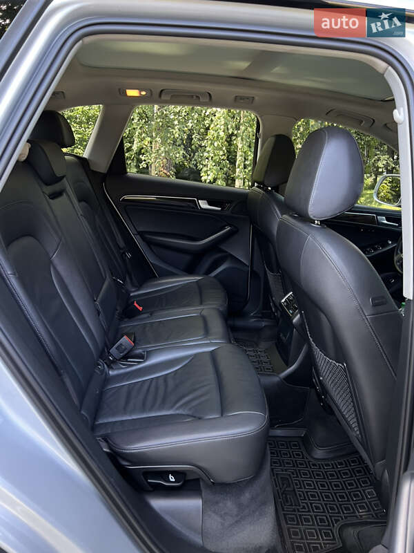 Внедорожник / Кроссовер Audi Q5 2014 в Киеве