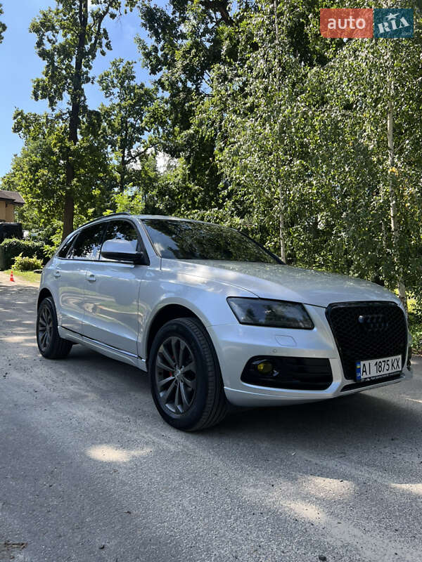 Внедорожник / Кроссовер Audi Q5 2014 в Киеве