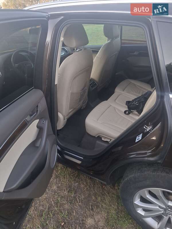 Внедорожник / Кроссовер Audi Q5 2014 в Кропивницком