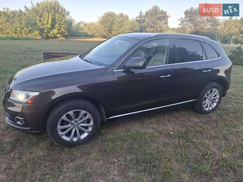 Внедорожник / Кроссовер Audi Q5 2014 в Кропивницком