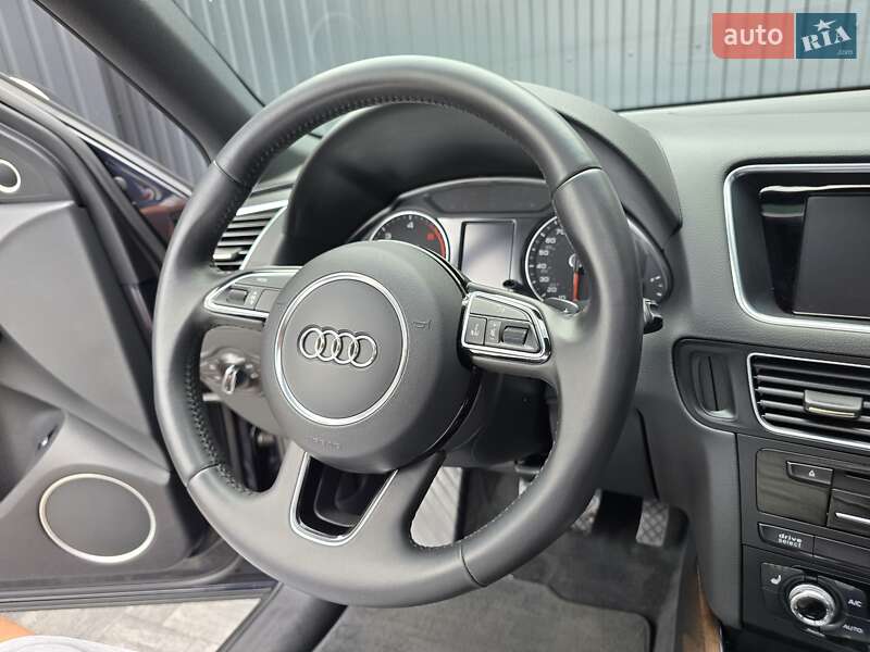 Внедорожник / Кроссовер Audi Q5 2014 в Луцке