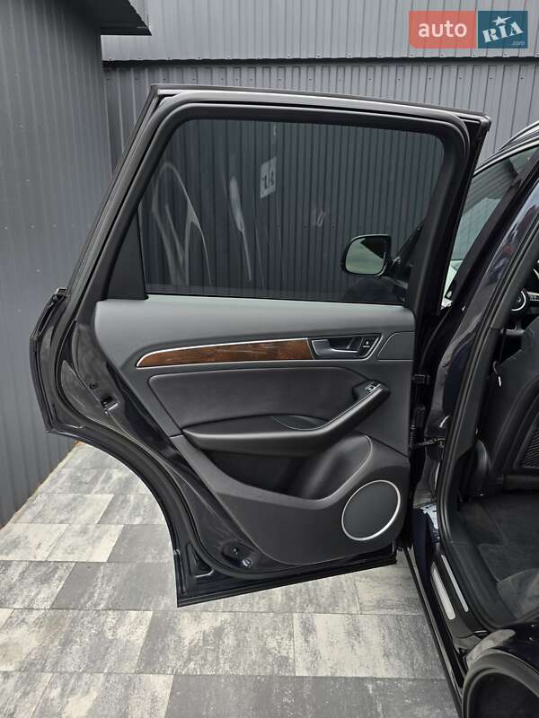 Внедорожник / Кроссовер Audi Q5 2014 в Луцке