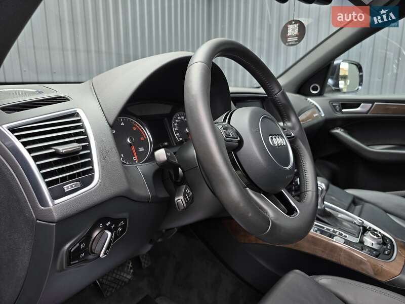 Внедорожник / Кроссовер Audi Q5 2014 в Луцке