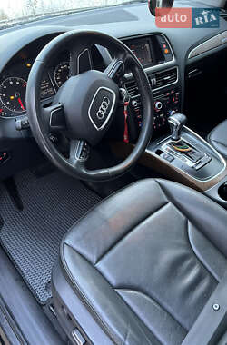 Внедорожник / Кроссовер Audi Q5 2012 в Полонном