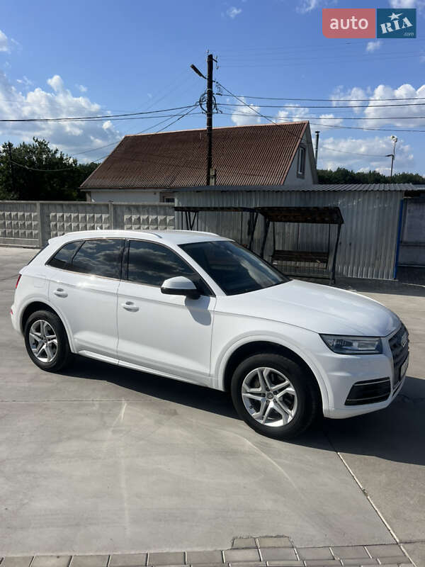 Внедорожник / Кроссовер Audi Q5 2018 в Белой Церкви