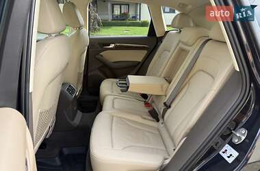 Внедорожник / Кроссовер Audi Q5 2015 в 