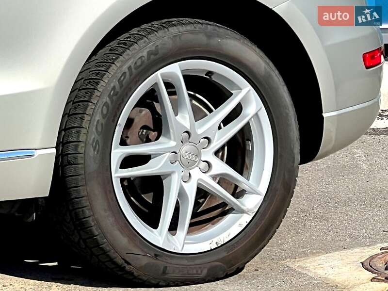Внедорожник / Кроссовер Audi Q5 2017 в Киеве