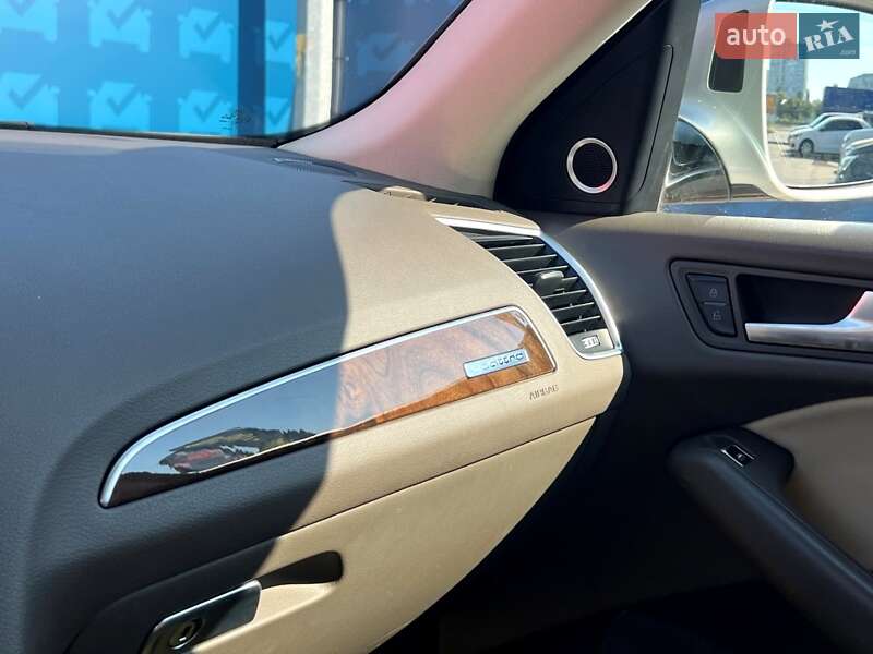 Внедорожник / Кроссовер Audi Q5 2017 в Киеве