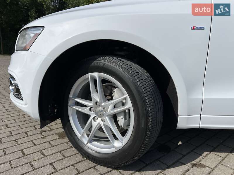 Внедорожник / Кроссовер Audi Q5 2013 в Львове