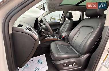 Внедорожник / Кроссовер Audi Q5 2017 в 