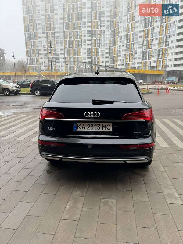 Внедорожник / Кроссовер Audi Q5 2021 в Львове