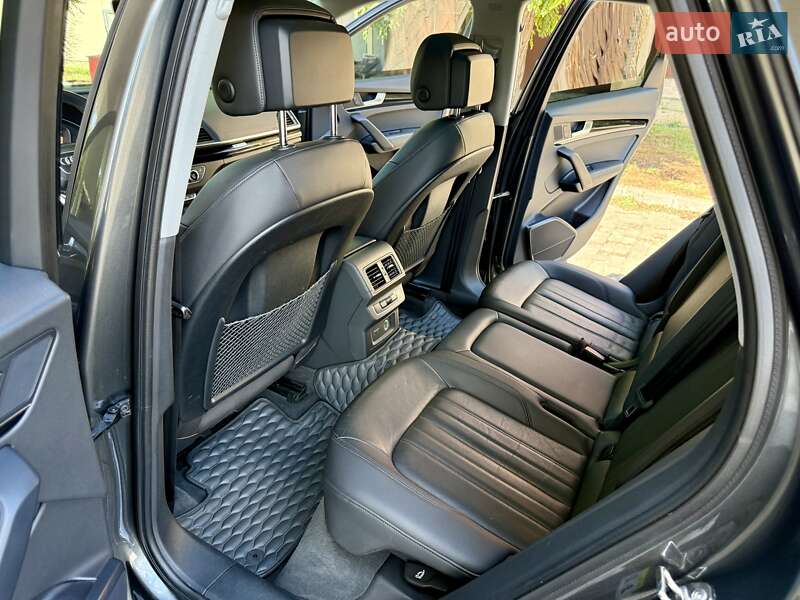 Внедорожник / Кроссовер Audi Q5 2020 в Днепре
