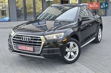 Внедорожник / Кроссовер Audi Q5 2017 в 