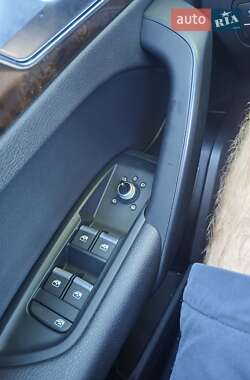 Внедорожник / Кроссовер Audi Q5 2017 в 