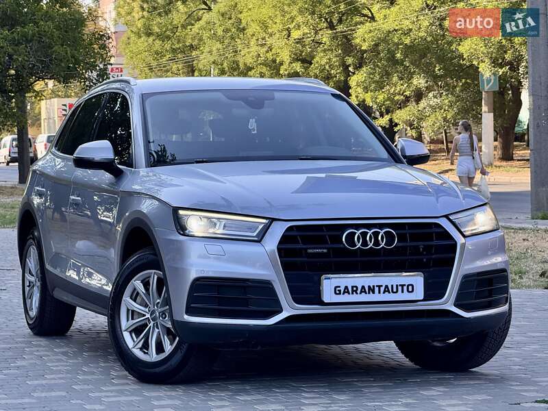 Позашляховик / Кросовер Audi Q5 2017 в Одесі