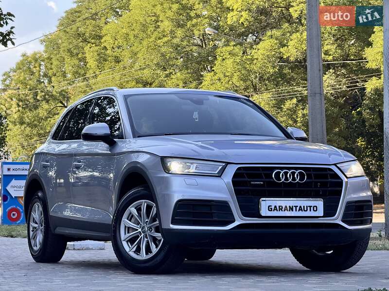 Позашляховик / Кросовер Audi Q5 2017 в Одесі