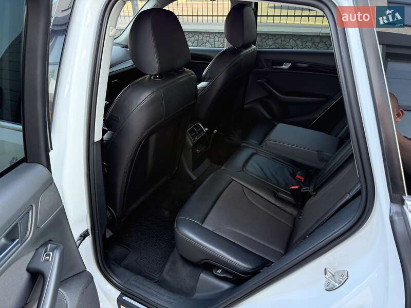 Внедорожник / Кроссовер Audi Q5 2016 в Белой Церкви