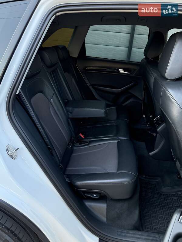 Внедорожник / Кроссовер Audi Q5 2016 в Белой Церкви