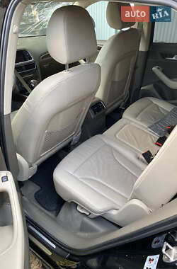 Внедорожник / Кроссовер Audi Q5 2012 в 
