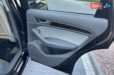 Внедорожник / Кроссовер Audi Q5 2015 в 