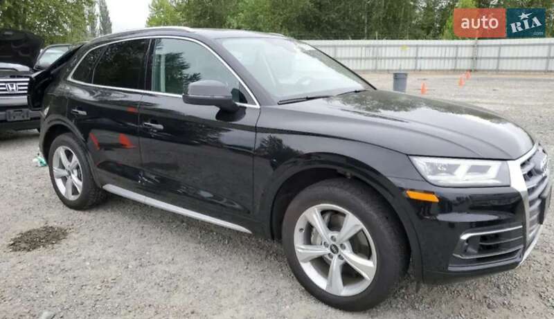 Позашляховик / Кросовер Audi Q5 2020 в Києві