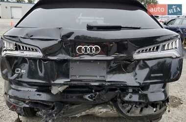 Внедорожник / Кроссовер Audi Q5 2020 в 