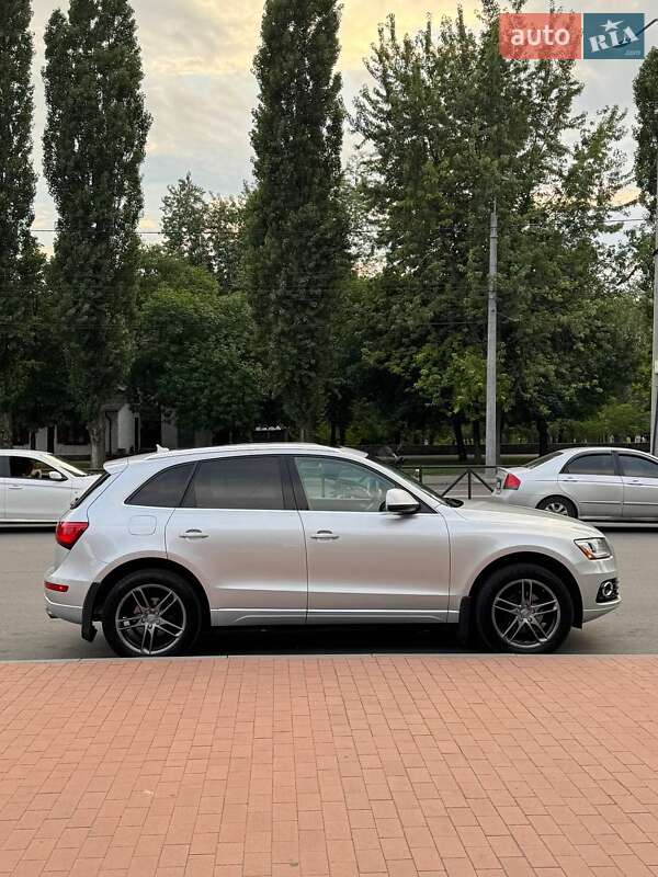 Внедорожник / Кроссовер Audi Q5 2013 в Кременчуге