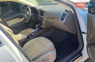 Внедорожник / Кроссовер Audi Q5 2016 в 