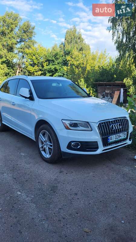 Внедорожник / Кроссовер Audi Q5 2016 в 