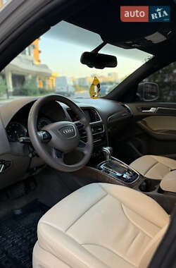 Внедорожник / Кроссовер Audi Q5 2013 в 