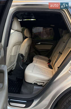 Внедорожник / Кроссовер Audi Q5 2013 в 