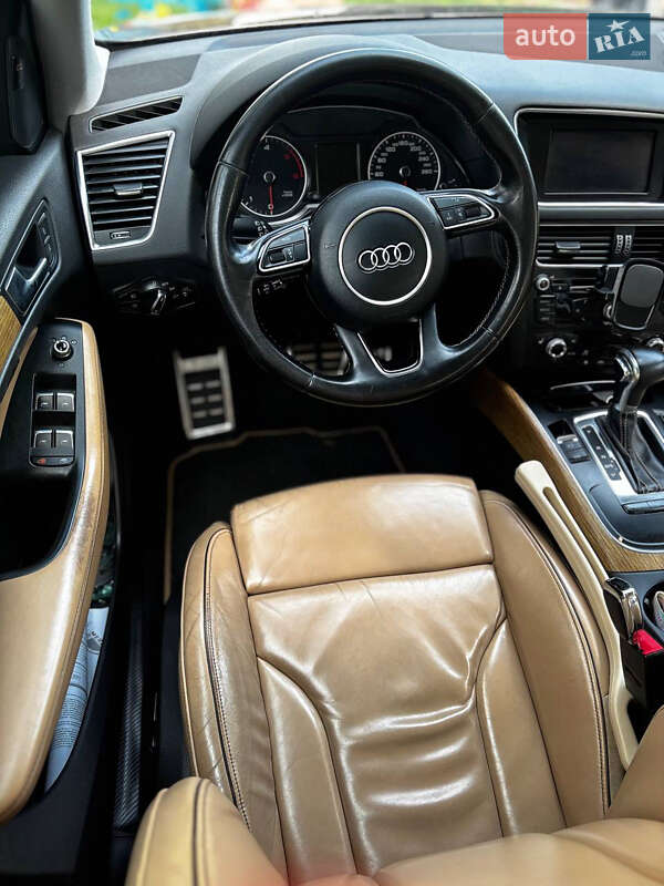 Внедорожник / Кроссовер Audi Q5 2012 в Киеве