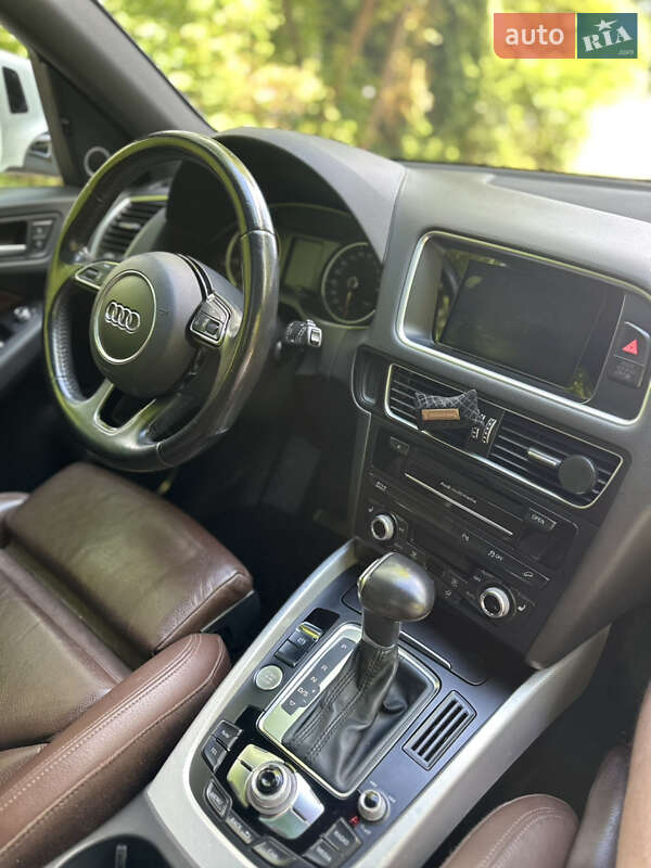 Внедорожник / Кроссовер Audi Q5 2016 в Львове