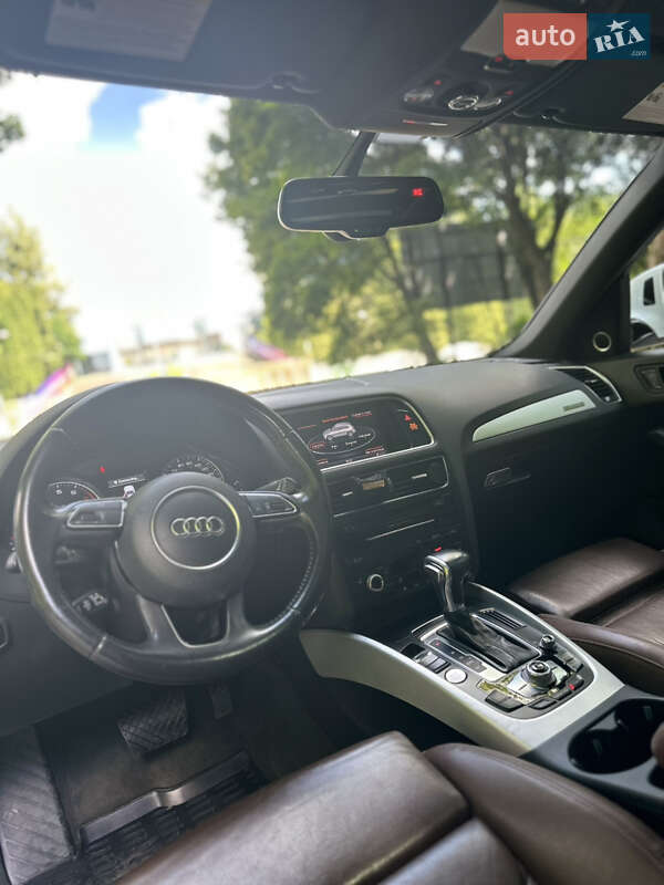 Внедорожник / Кроссовер Audi Q5 2016 в Львове
