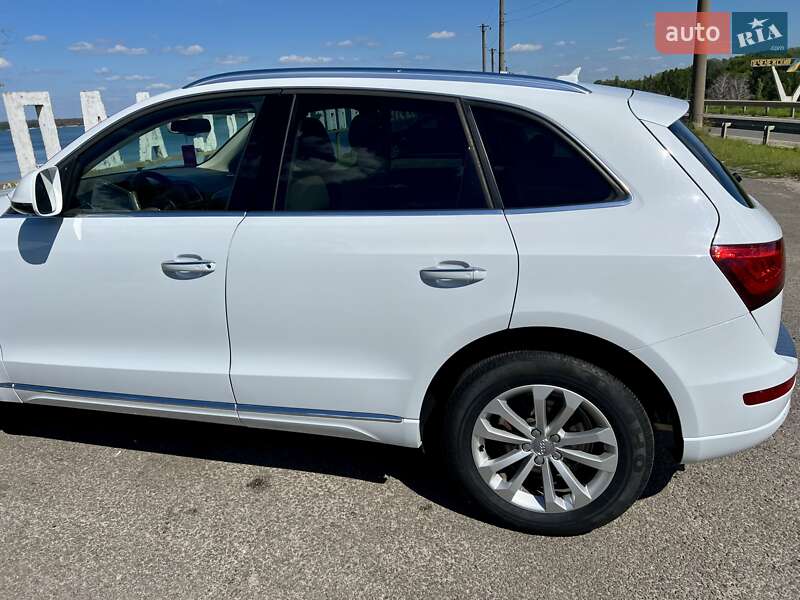 Внедорожник / Кроссовер Audi Q5 2014 в Чугуеве